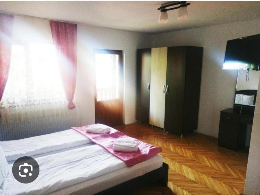 Vila Bianca Buşteni Εξωτερικό φωτογραφία
