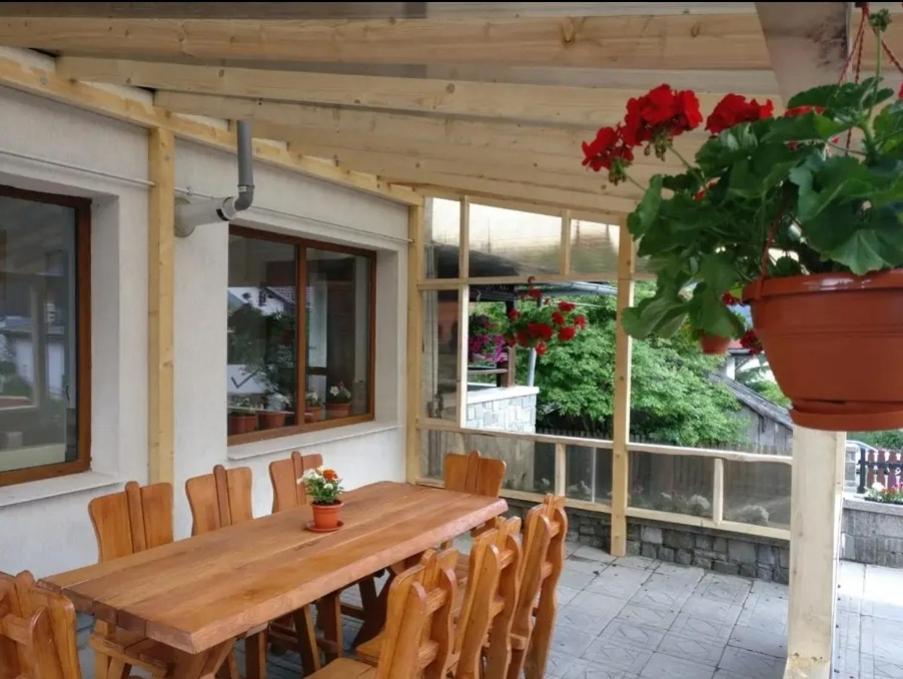 Vila Bianca Buşteni Εξωτερικό φωτογραφία
